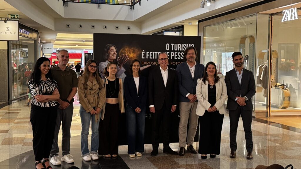EFTAZORES na inauguração da exposição de fotografia “O Turismo é Feito de Pessoas”